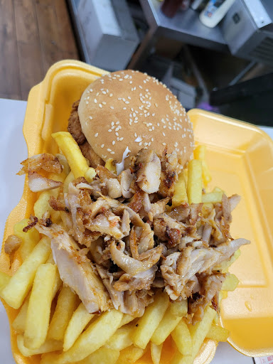 Photo of Mimiz Peri Peri - 34 Wellingborough Rd, Northampton NN1 4DN